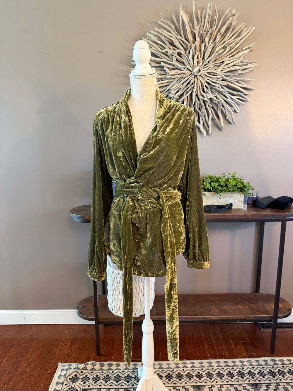 Moulinette Soeurs by Anthropologie Velvet Cardigan Wrap